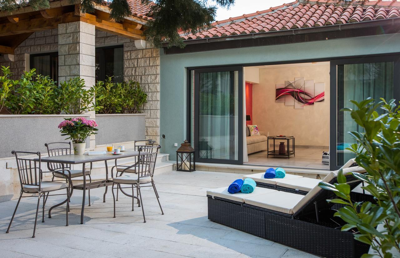 Villa Diamond Mlini Exterior photo