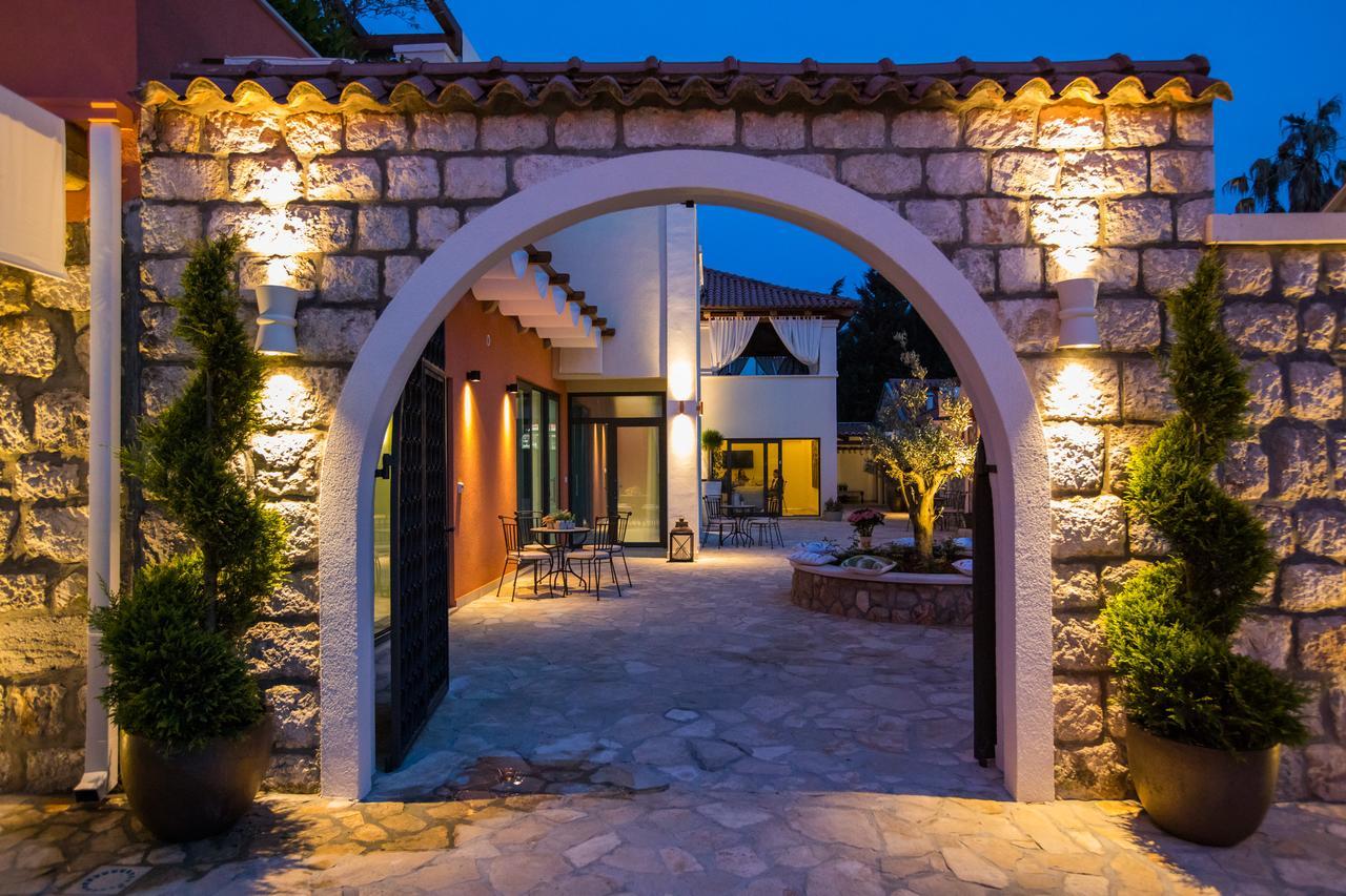 Villa Diamond Mlini Exterior photo